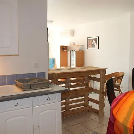 Maison Sous Les Platanes