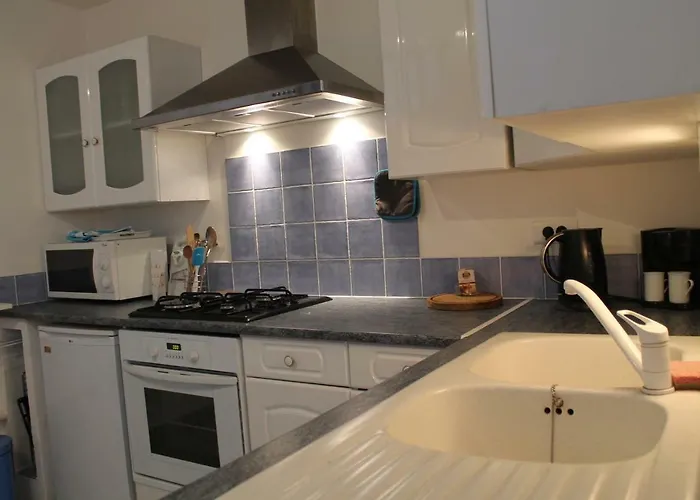 Дом отдыха Maison Sous Les Platanes *